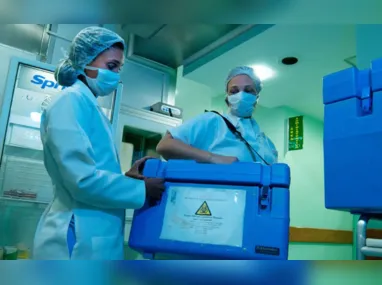 Juliana Rossoni, coloproctologista