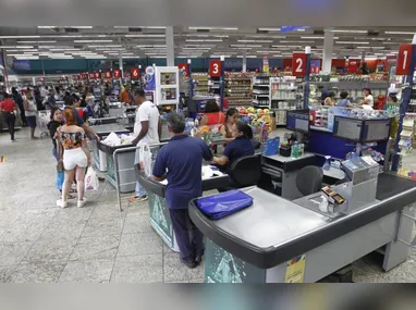 Bolsa Família: Governo anunciou reajuste em 15%