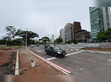 Em relato aos militares, o condutor do carro disse que seguia no sentido Jaguaré-Giral e, ao fazer uma curva, se deparou com a motocicleta na contramão