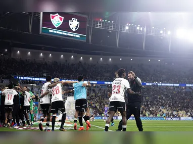 Harry Kane, da Inglaterra, comemora o seu gol durante a partida entre República Tcheca e Inglaterra válida pela segunda rodada da Liga dos Campeões da UEFA, em Praga, na República Tcheca, nesta terça-feira, 29