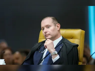 Sessão plenária extraordinária do STF