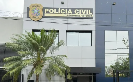 Imagem ilustrativa da imagem Supervisor de loja é preso suspeito de desviar pagamentos de clientes em Vitória