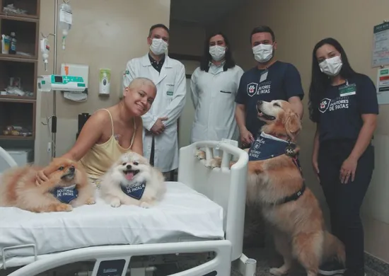 Imagem ilustrativa da imagem Amor de quatro patas ajuda na recuperação de pacientes em Vitória