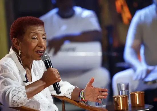 Imagem ilustrativa da imagem Aos 82 anos, Leci Brandão é indicada ao Grammy Latino