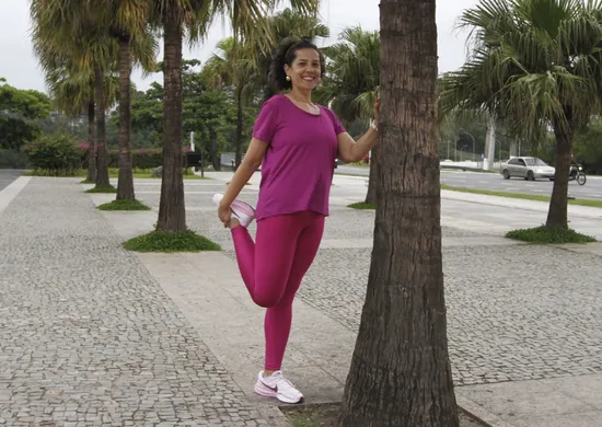 Imagem ilustrativa da imagem Após bariátrica, bancária descobre paixão pela corrida aos 44 anos