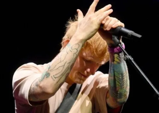 Imagem ilustrativa da imagem Após polêmicas, Ed Sheeran diz que o que acontece em Gaza é "catastrófico"