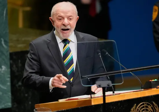 Imagem ilustrativa da imagem Brasil não cabe no quintal de ninguém, diz Lula na ONU sem mencionar EUA