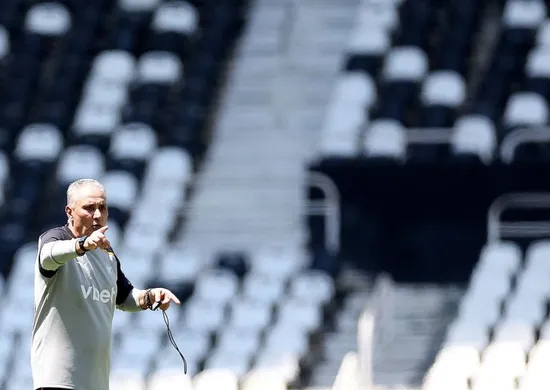 Imagem ilustrativa da imagem Brasileirão: Tite busca 1ª vitória no Botafogo