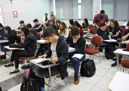 Imagem ilustrativa da imagem Convocação da lista de espera do Fies no 2º semestre termina na quinta
