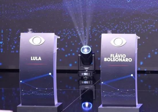 Imagem ilustrativa da imagem Debate da Band vai priorizar confronto direto entre Lula e Flávio, diz mediadora