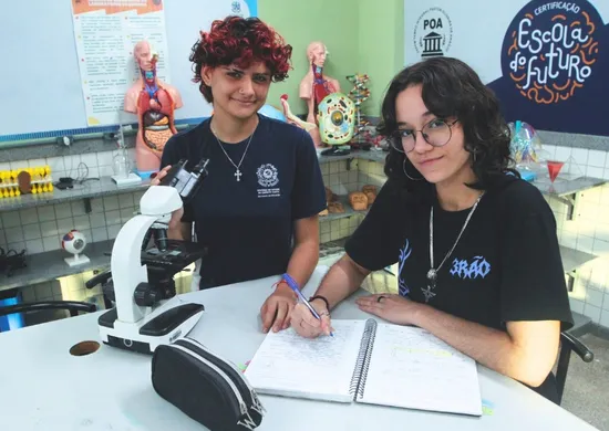 Imagem ilustrativa da imagem Espírito Santo reduz para 0,5% taxa de abandono no ensino médio