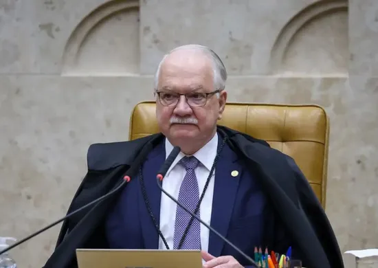 Imagem ilustrativa da imagem Fachin nega pedido para afastar Dino de ações sobre Flávio Bolsonaro