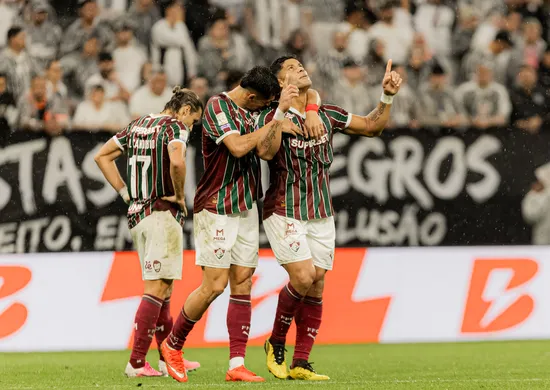 Imagem ilustrativa da imagem Fluminense impõe sexta derrota consecutiva ao Corinthians no Brasileiro