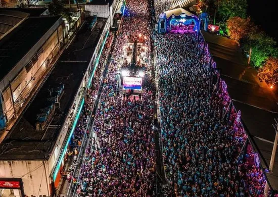 Imagem ilustrativa da imagem Foliões poderão retirar mais ingressos solidários para o Vital nesta sexta