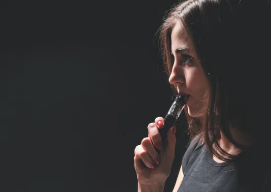 Imagem ilustrativa da imagem Geração Z é a que mais fuma no País, diz pesquisa