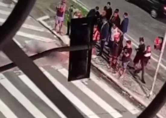 Imagem ilustrativa da imagem Homem é morto a tiros em ponto de ônibus na Ilha do Príncipe, em Vitória