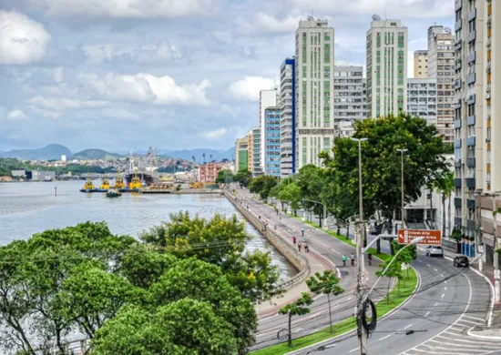 Imagem ilustrativa da imagem Obras na Beira-Mar mudam circulação de ônibus, pedestres e ciclistas nesta segunda