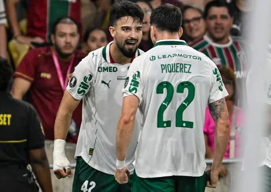 Imagem ilustrativa da imagem Palmeiras vence Fluminense no Maracanã e abre vantagem na semifinal da Libertadores