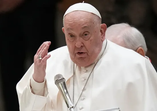 Imagem ilustrativa da imagem Papa Francisco também retirou parte do pulmão direito; relembre