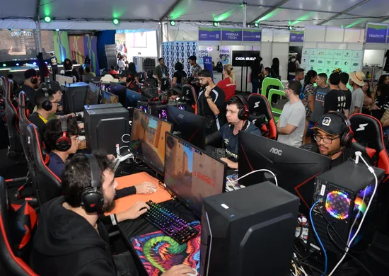 Imagem ilustrativa da imagem Vitória recebe evento de games com eSports, cosplay e competições