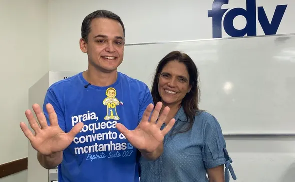Imagem ilustrativa da imagem Candidato ao Governo do ES, Pazolini (Republicanos) vota em faculdade em Vitória