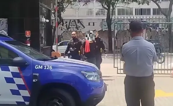 Imagem ilustrativa da imagem Homem é detido após invadir o trabalho da ex em Vitória