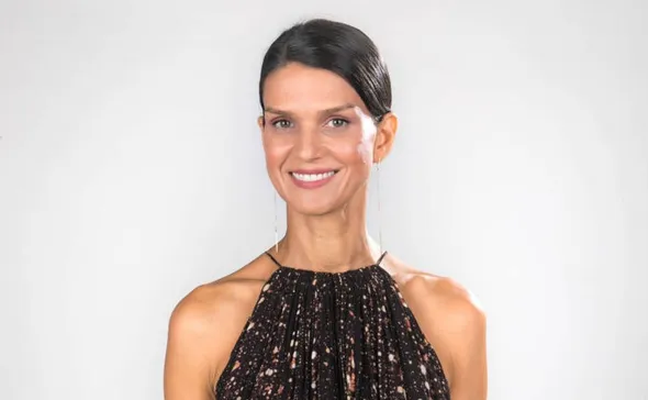 Imagem ilustrativa da imagem Karina Zeviani, ex-'The Voice', morre aos 51 anos em decorrência de um câncer