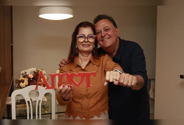 Imagem ilustrativa da imagem Namorados na adolescência, casal do ES se reencontra após 52 anos e se casa