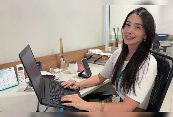 Juliana Paganotto destacou a combinação entre ambiente de trabalho leve e descontraído e o desenvolvimento profissional na empresa em que atua