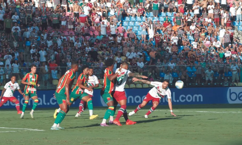 Veja fotos da vitória do Fluminense contra o Sampaio Corrêa no ES