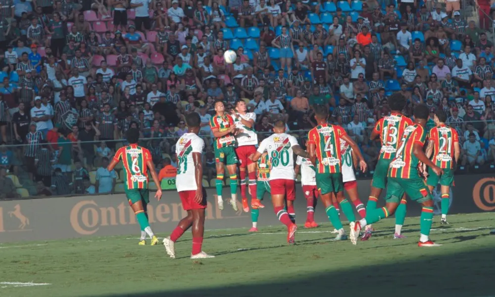 Veja fotos da vitória do Fluminense contra o Sampaio Corrêa no ES