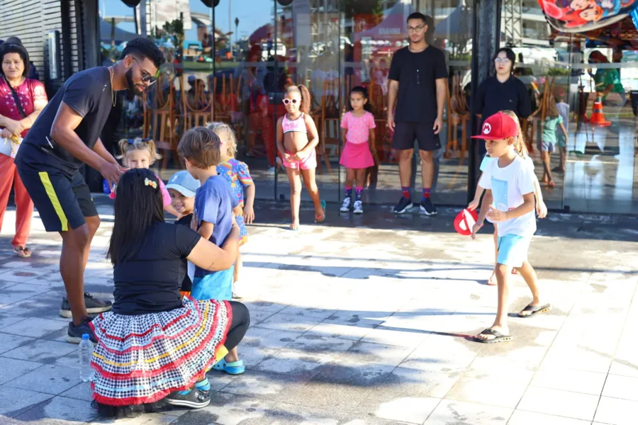 Curva da Jurema vira point de festas e encontros