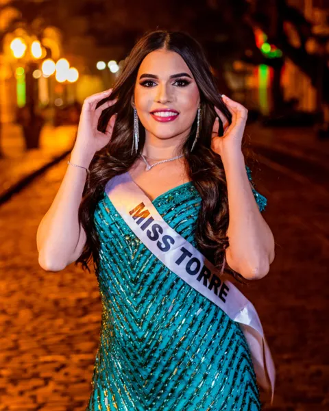 As mais belas candidatas disputam o título de Miss Recife nesta quinta