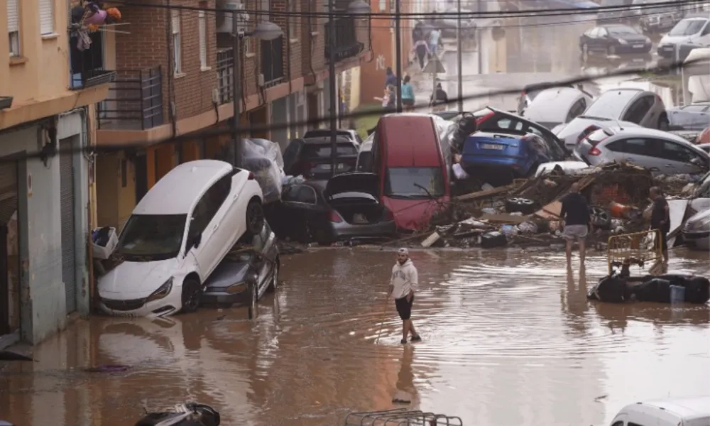 Tempestade violenta provoca estragos na Espanha; veja imagens