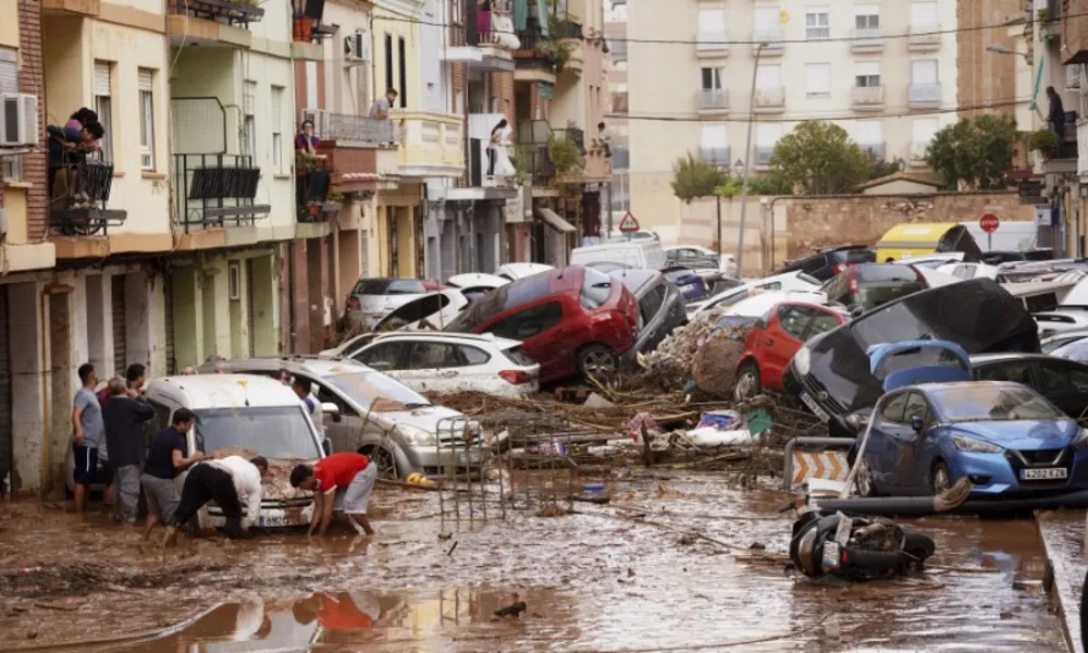 Tempestade violenta provoca estragos na Espanha; veja imagens