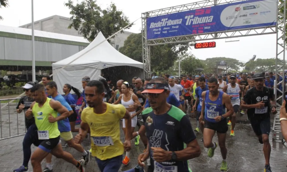 Veja a galeria de fotos da 11ª Corrida Tribuna Ruas da Cidade