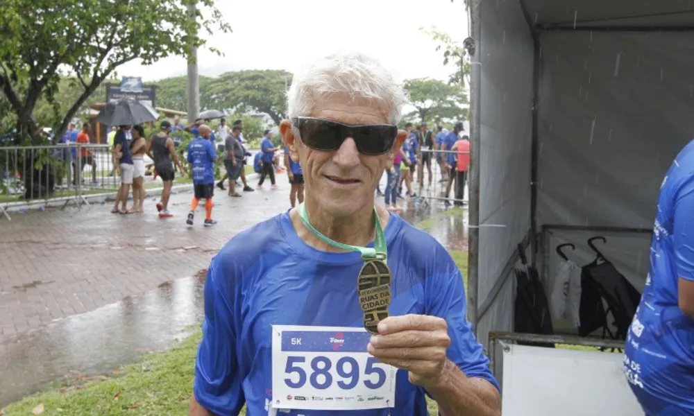 Veja a galeria de fotos da 11ª Corrida Tribuna Ruas da Cidade