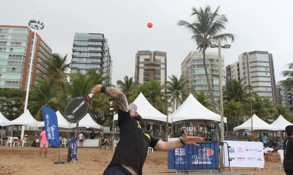 Veja as fotos do primeiro dia do Tribuna Open de Beach Tennis