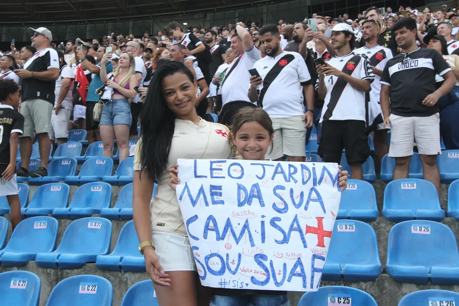 Vasco e Volta Redonda empatam em jogo no Kleber Andrade