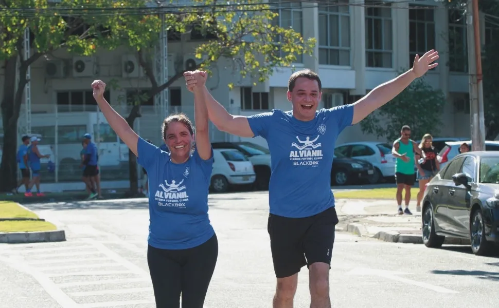 Corrida Alvianil alegra atletas em Vitória. Veja galeria de fotos