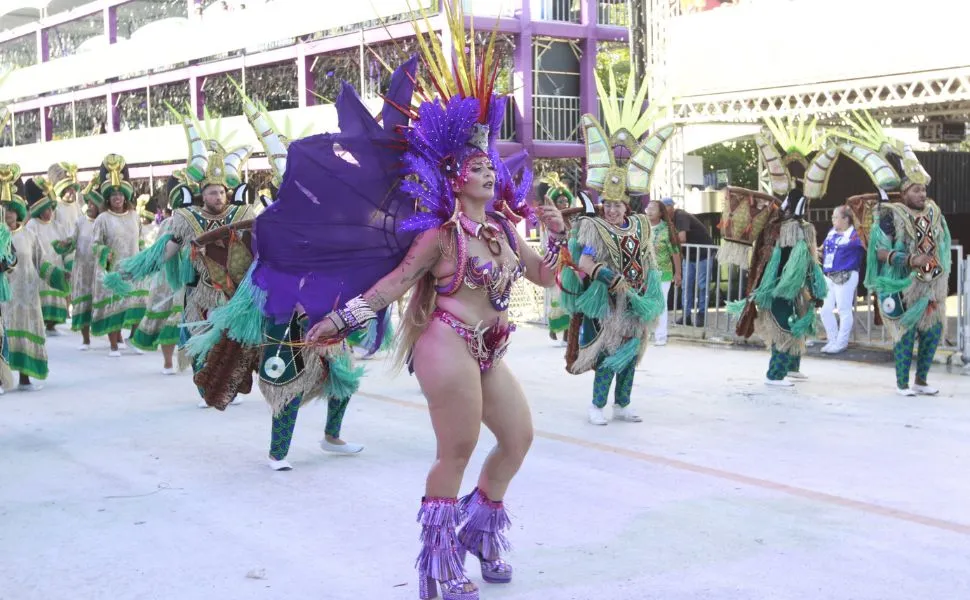 Imperatriz do Forte traz herança africana para o Carnaval