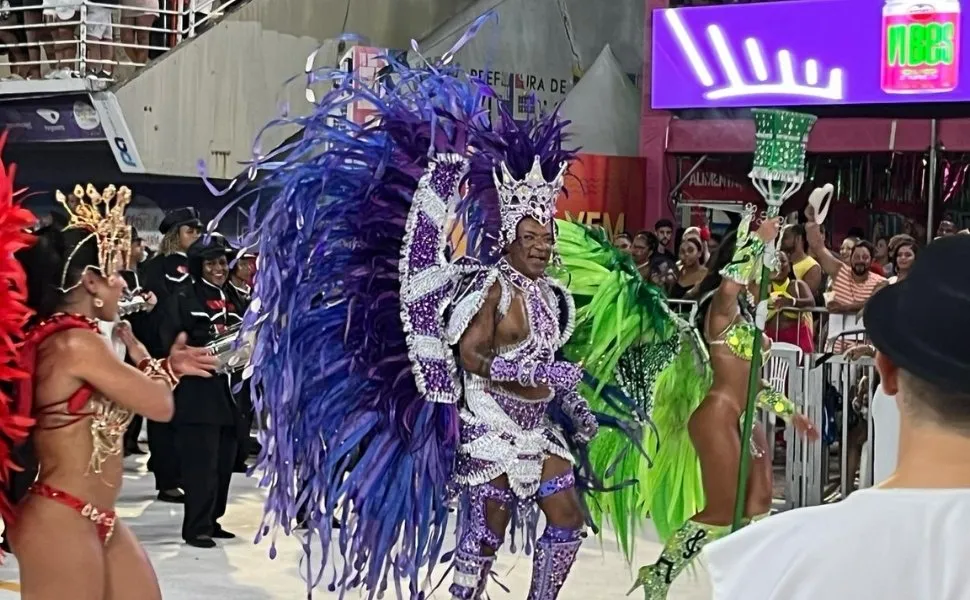 Músico Alexandre Lima é homenageado pela Mocidade da Praia; veja imagens