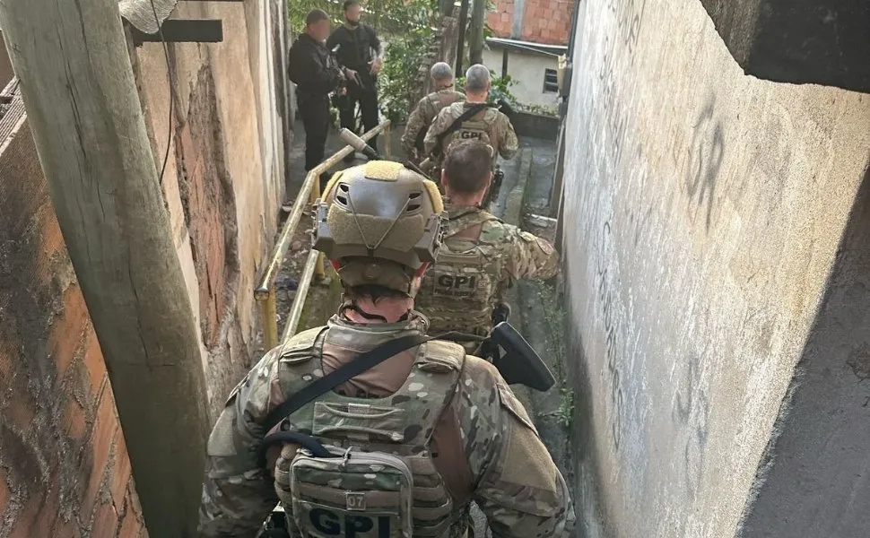 Polícia Federal faz operação contra organização criminosa do bairro Grande Vitória