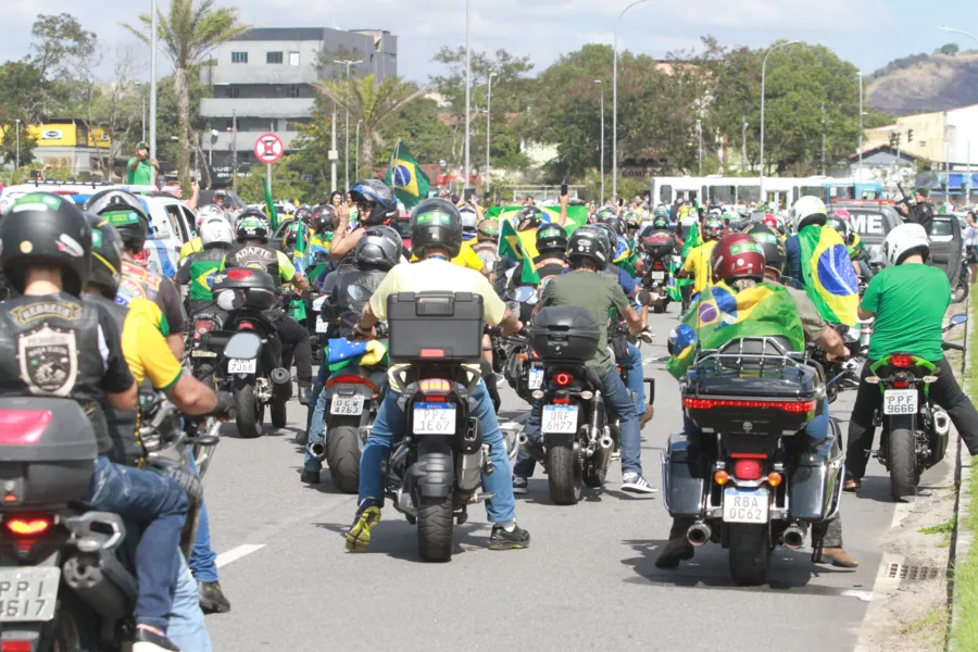 Veja fotos da visita de Bolsonaro ao ES, motociata e Marcha para Jesus