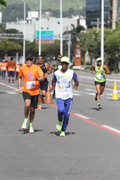 Veja a galeria de fotos da 9ª Corrida Tribuna Ruas da Cidade
