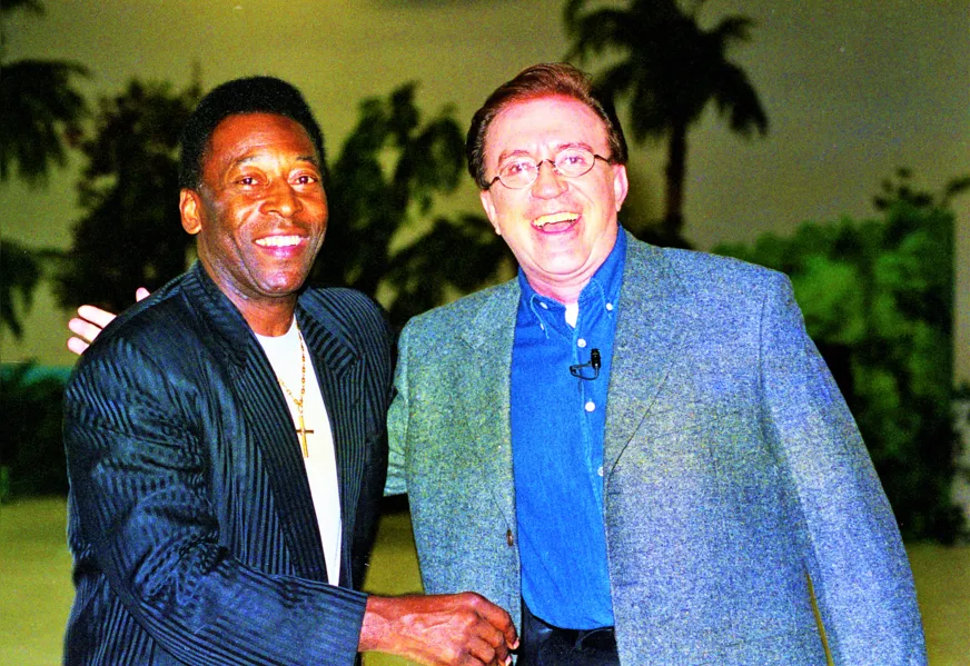 SBT lamenta morte de Pelé