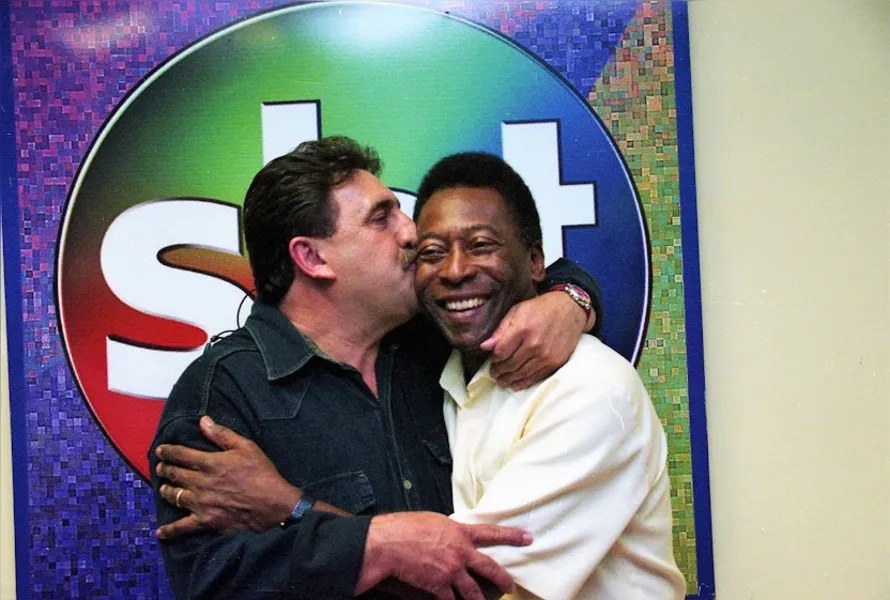 SBT lamenta morte de Pelé