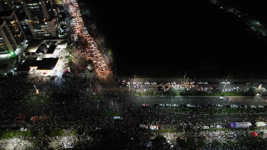 FOTOS E VÍDEOS | Veja como foi a virada do ano em Vitória