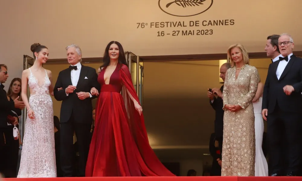 Tapete vermelho de Cannes vira desfile de moda durante festival de cinema