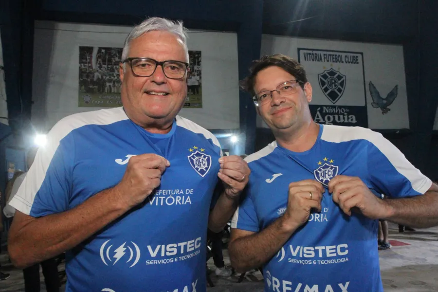 Novo presidente do Vitória toma posse e clube inaugura loja oficial